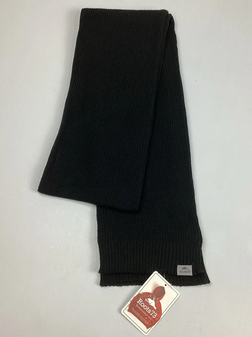 Roots 73 Wallace Black Knit Scarf Unisex New with tag